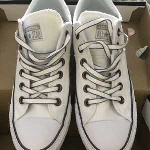 Converse Madison